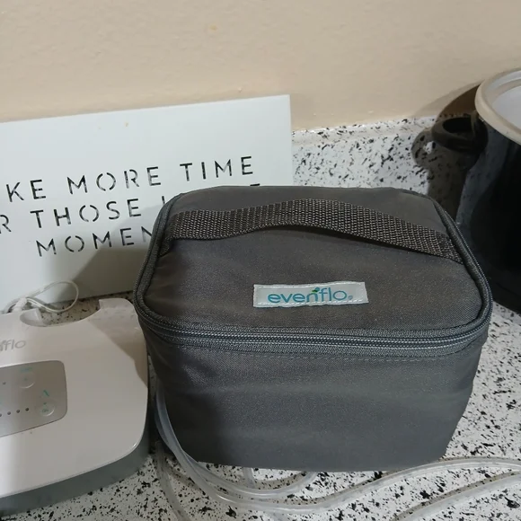 ​Evenflo Advanced Double Electric Kit W/ Travel bag - Picture 9 of 13